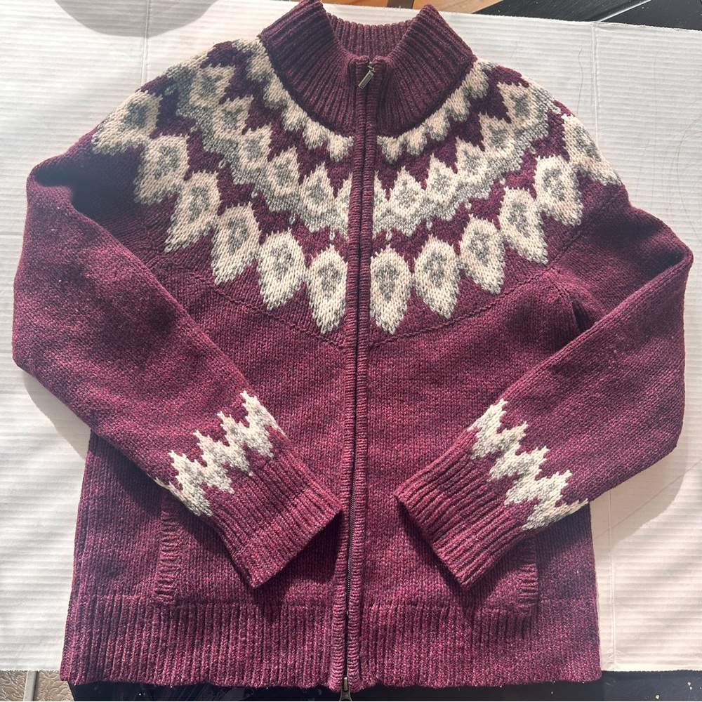 L.L.Bean Lambswool Zip Sweater – Nordic Fair Isle Burgundy – Women’s Medium